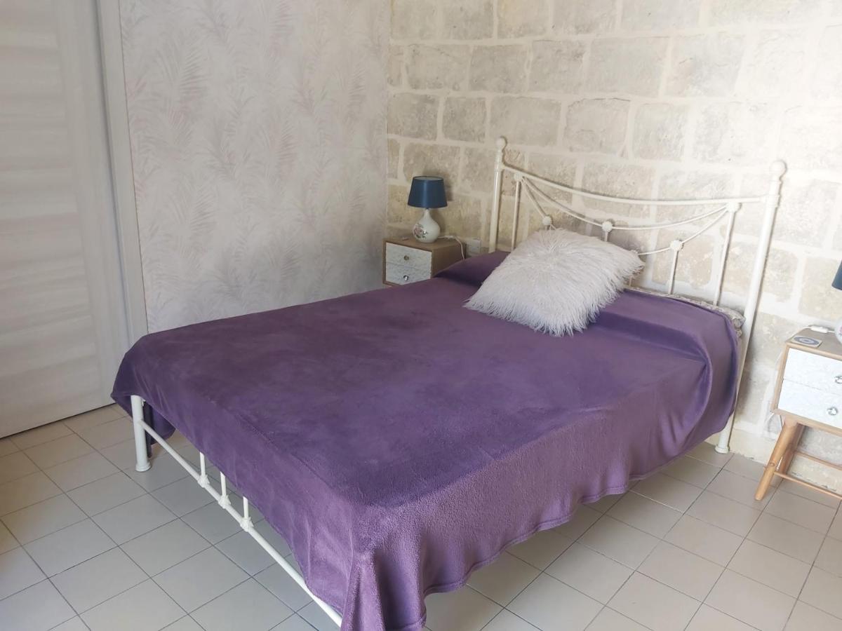 One Bedroom Apartment Qormi Luaran gambar